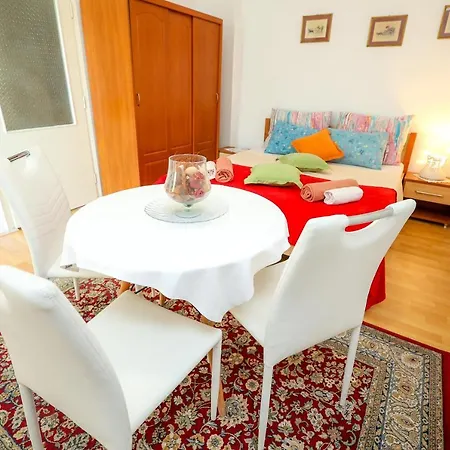 Apartment Suric