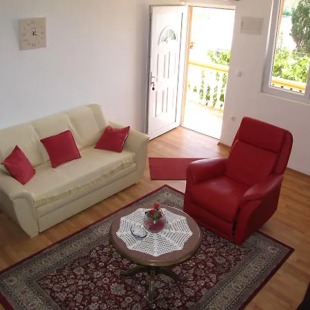 Suric Apartment *