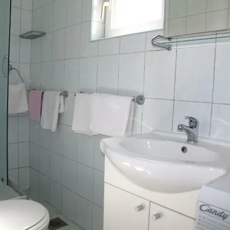 Suric Apartment *