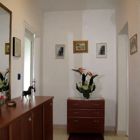 Apartment Suric Nin